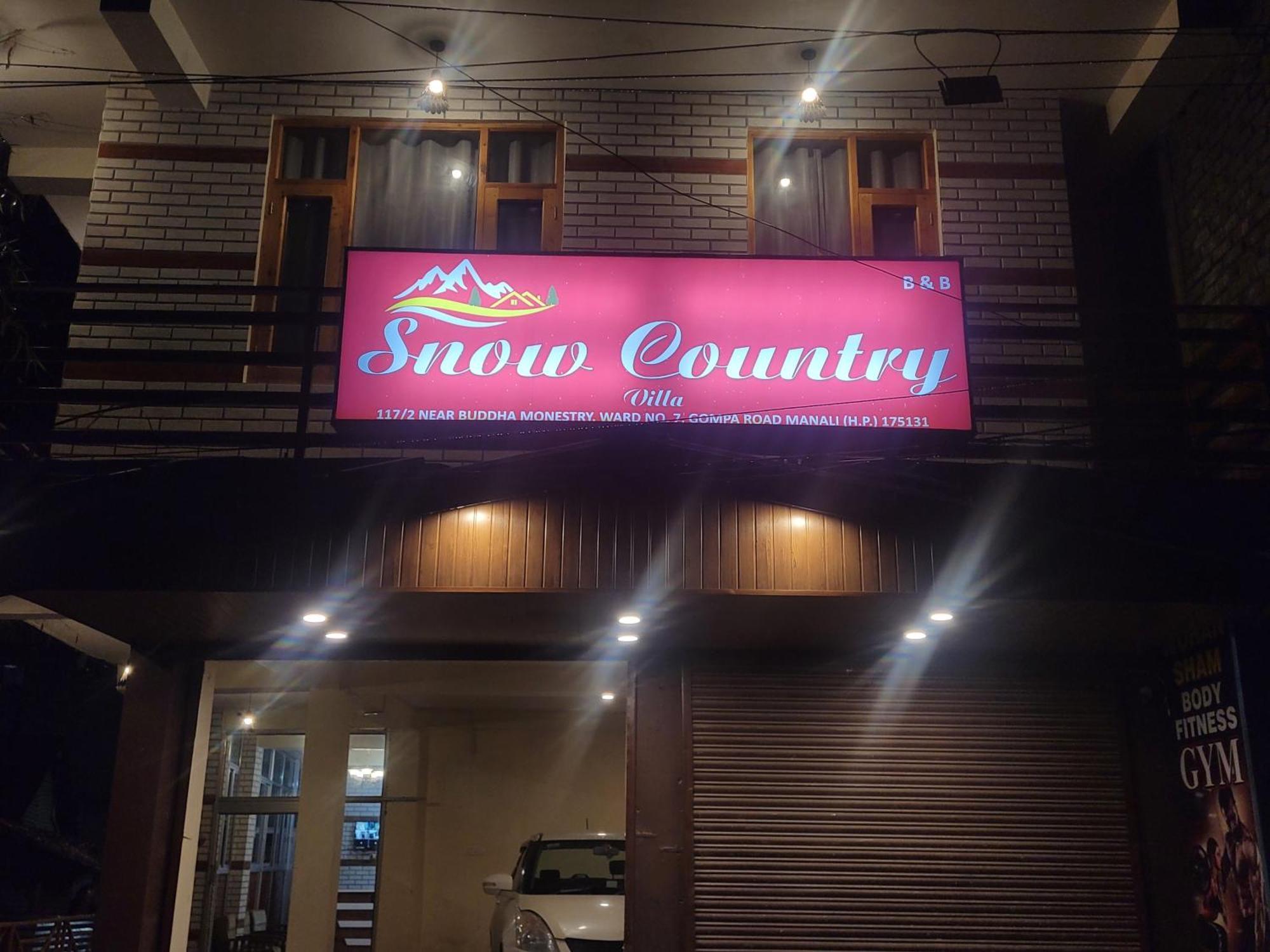 Hotel Snow Country Villa Manāli Exteriör bild
